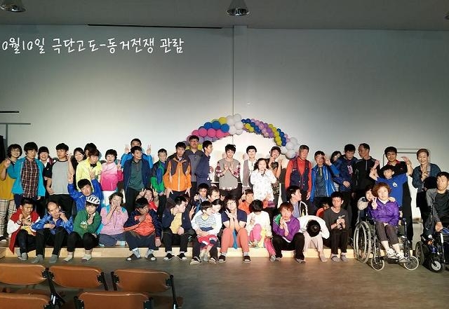 10.10 반딧불예술단 공연 ‘극단고도’